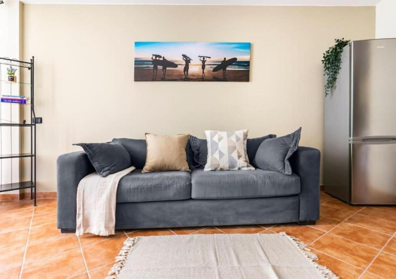 Cosy Apartment In Los Cristianos 5Min To The Ocean Bagian luar foto