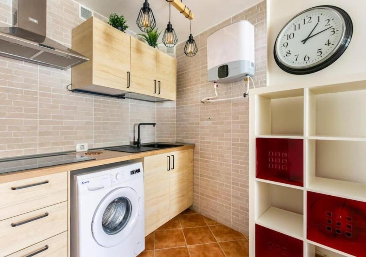 Cosy Apartment In Los Cristianos 5Min To The Ocean Bagian luar foto